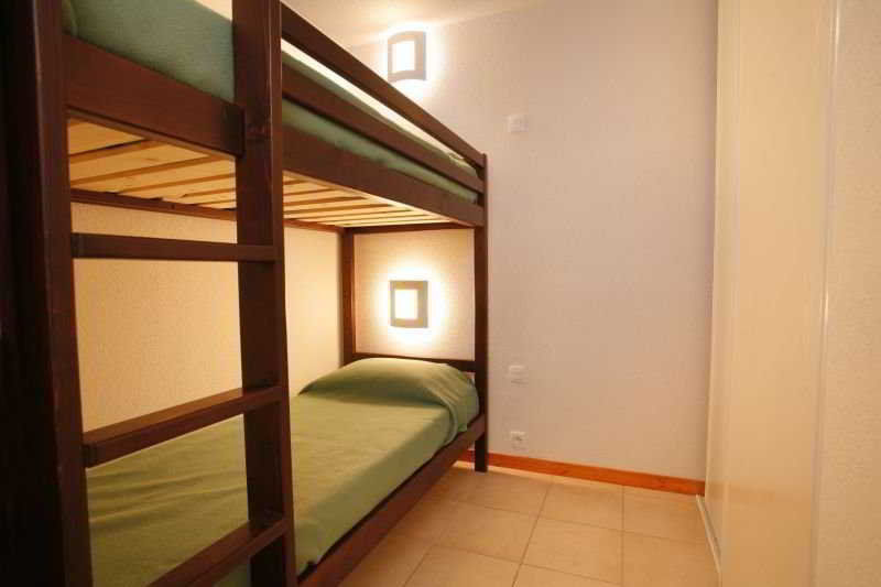 Residence Vtf Les Allees Du Green Levernois Bagian luar foto